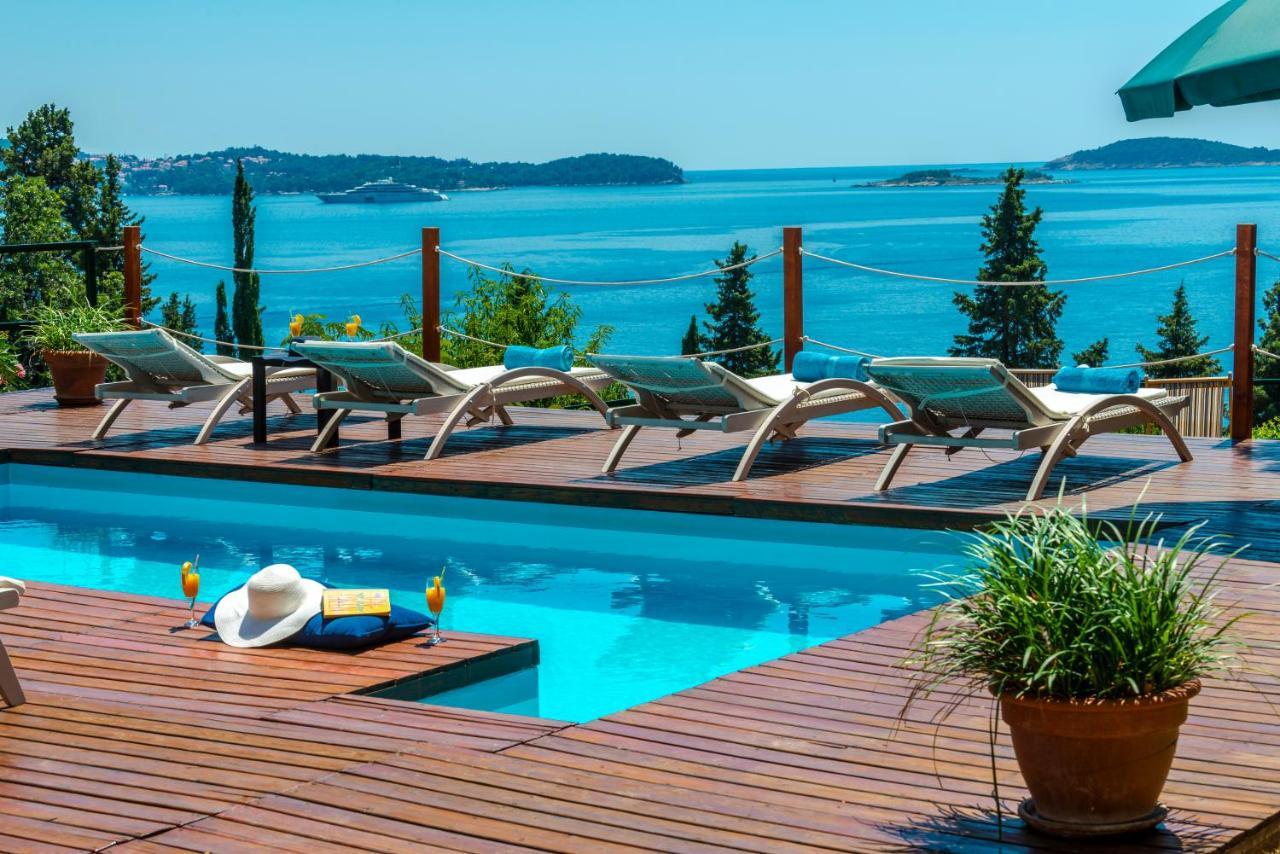 VILLA HORTENSIA-WITH PRIVATE POOL AND BEACHES FRONT MLINI (Croatia) - from  US$ 895 | BOOKED